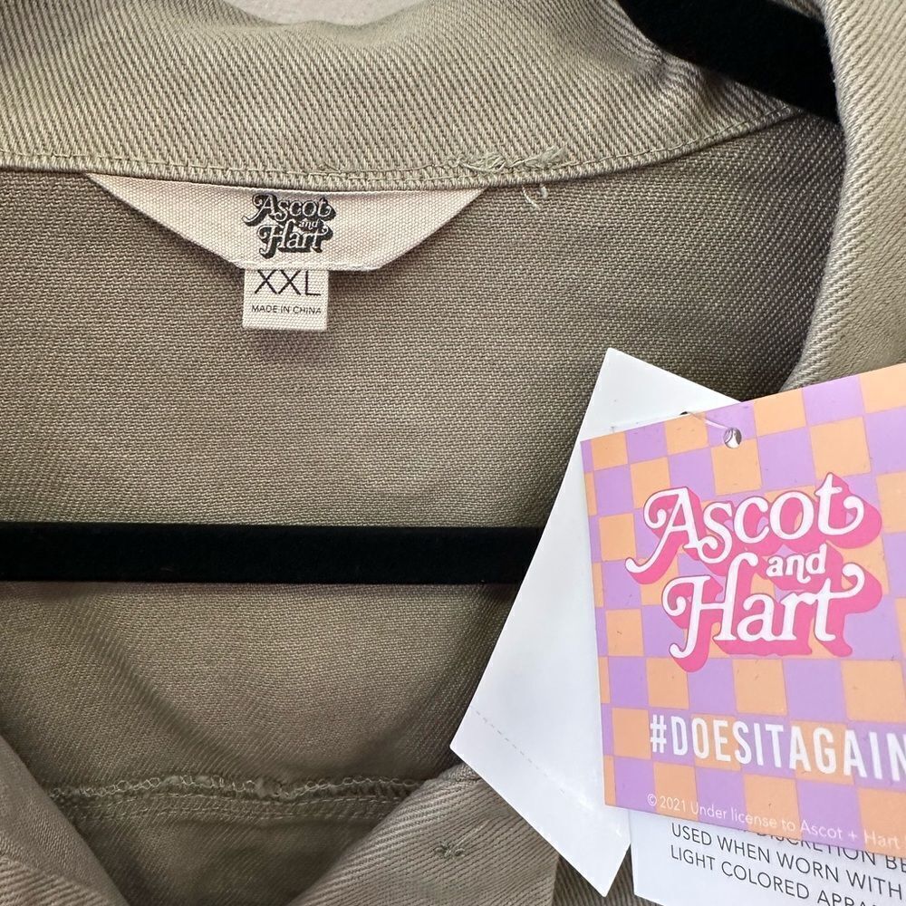 ⭐️Ascot + Hart Olive Green Utility Graphic Shirt Jacket - Picture 3 of 5